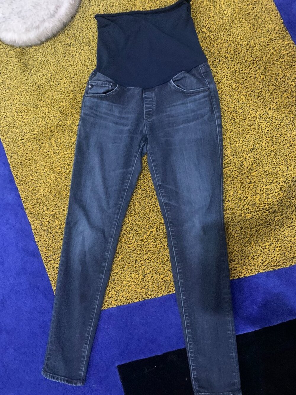 AG Maternity Jeans Full Panel Skinny Leg Denim Size 29 Pre-Owned
